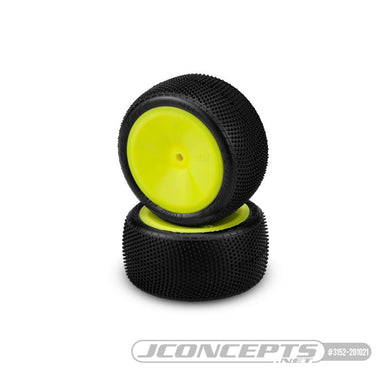 JConcepts Fuzz Bite LP Pink Compound Pre-Mounted on 3348Yellow Wheels. Fits Ã¢â‚¬â€œ 1/10th Rear 2wd and 4wd Vehicles